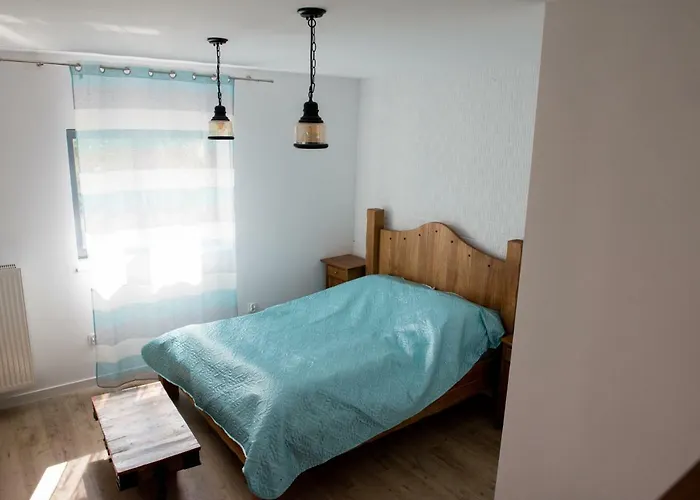 Pasieka Smakulskich Farma Pakoslaw (Greater Poland)